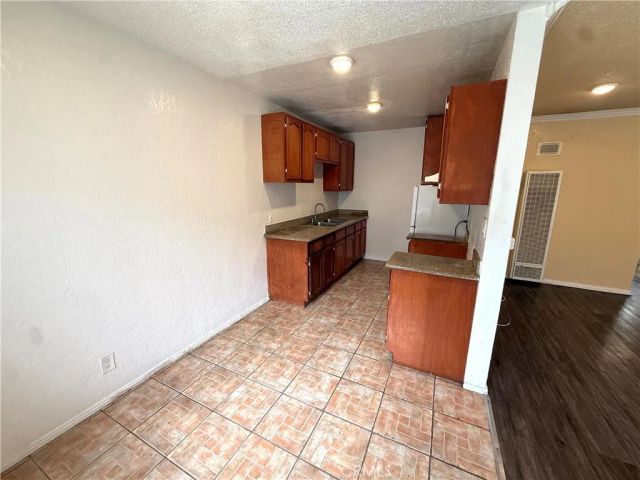 10234 Woodworth Avenue 2, Inglewood, CA 90303