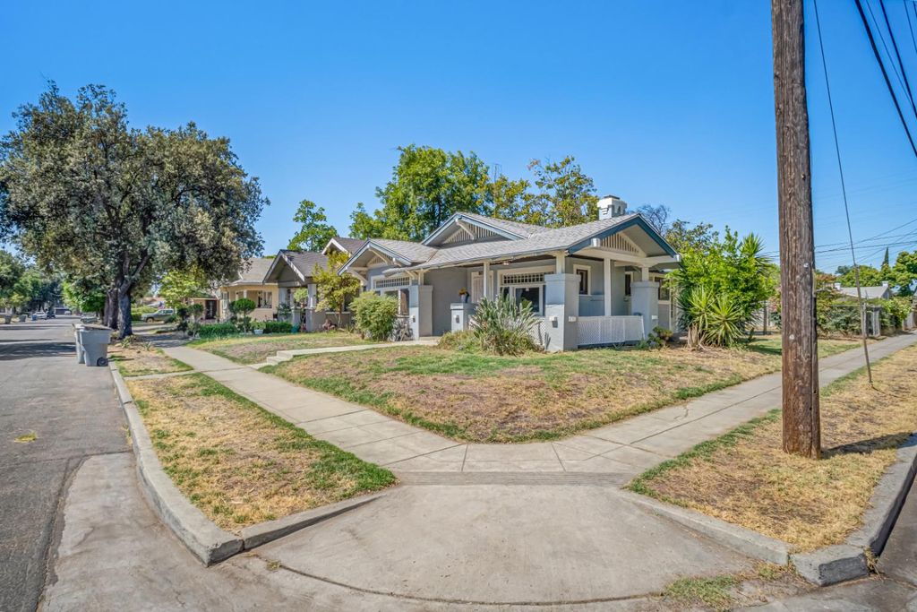 Image 2 of property listing at 1295 N Glenn Avenue, Fresno, CA 93728