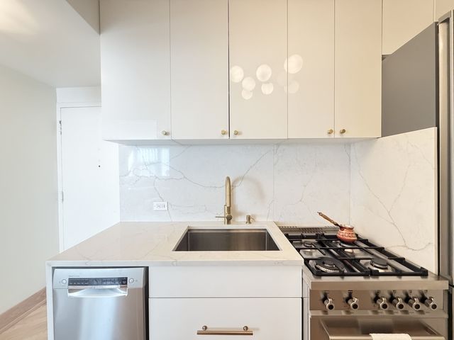 1150 N LAKE SHORE Drive 7K, Chicago, IL 60611
