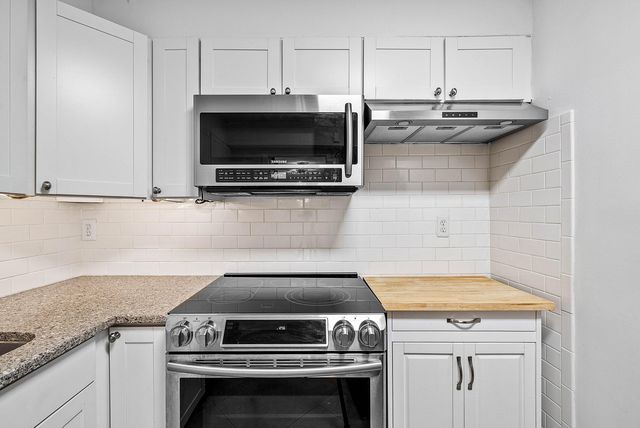 3301 S Ocean Boulevard 207, Highland Beach, FL 33487