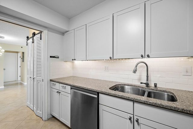 3301 S Ocean Boulevard 207, Highland Beach, FL 33487