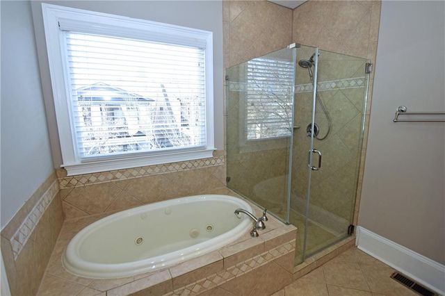 396 15th NW Street 8, Atlanta, GA 30318