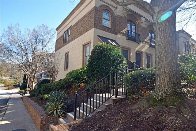 396 15th NW Street 8, Atlanta, GA 30318