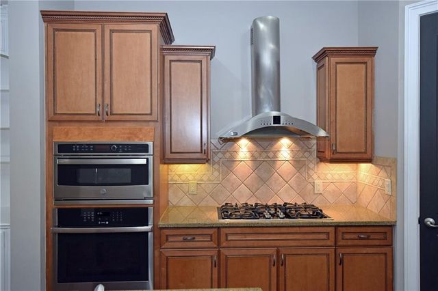 396 15th NW Street 8, Atlanta, GA 30318