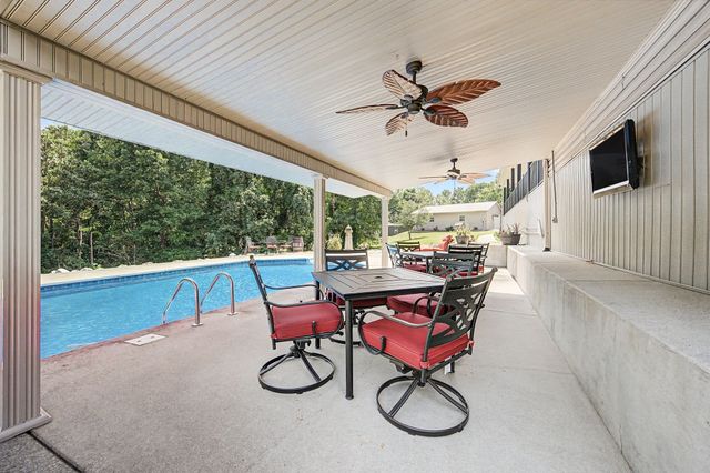 1615 Highway 230, Waverly, TN 37185