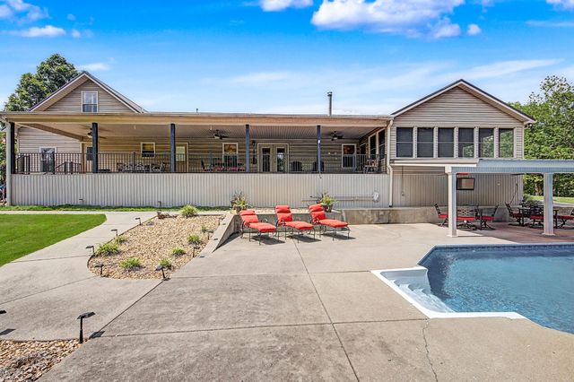 1615 Highway 230, Waverly, TN 37185