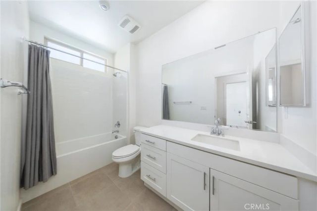 493 N Pinewood Avenue, Rialto, CA 92376