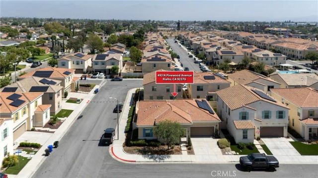 493 N Pinewood Avenue, Rialto, CA 92376
