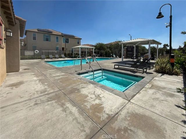 493 N Pinewood Avenue, Rialto, CA 92376