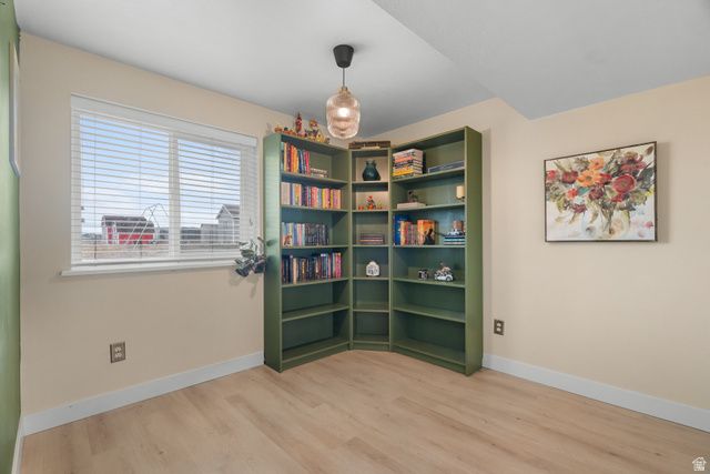 4901 W 650 N, West Point, UT 84015