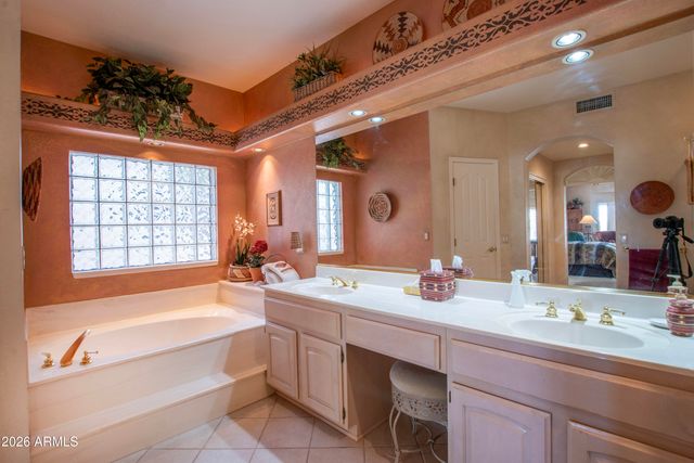 15450 W FAIRMOUNT Avenue, Goodyear, AZ 85395