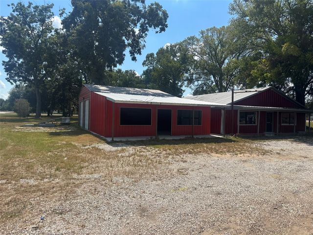 10950 Highway 150, Shepherd, TX 77371