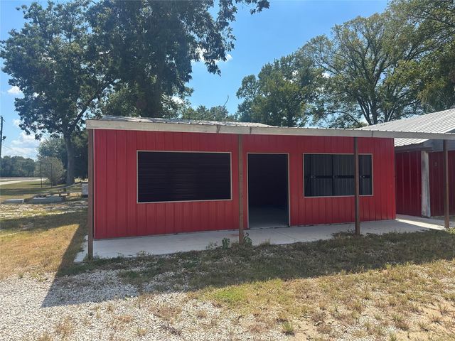 10950 Highway 150, Shepherd, TX 77371