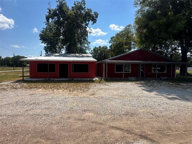 10950 Highway 150, Shepherd, TX 77371