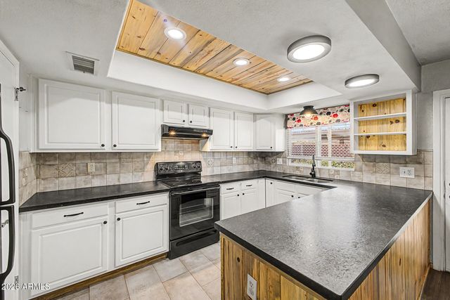 2109 E DUNBAR Drive, Tempe, AZ 85282
