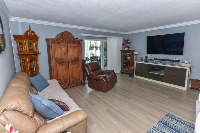 2641 Gately Drive W 1104, West Palm Beach, FL 33415