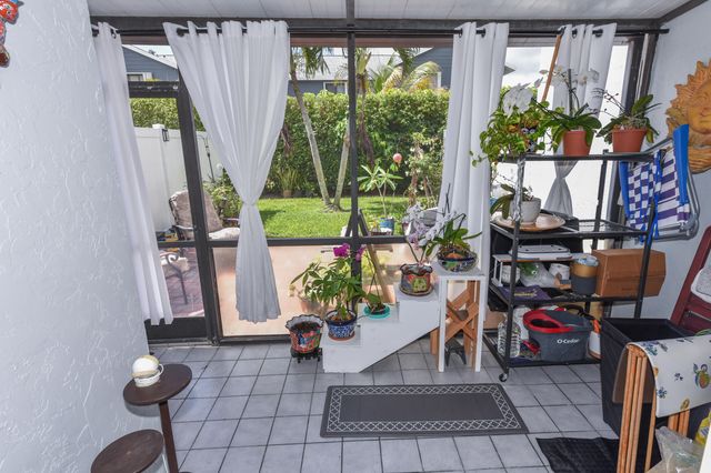 2641 Gately Drive W 1104, West Palm Beach, FL 33415