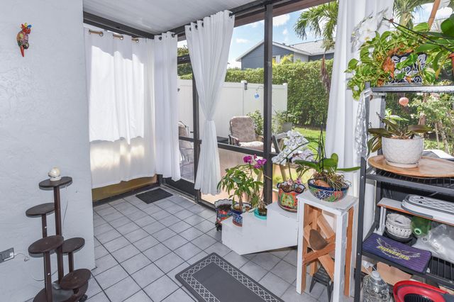2641 Gately Drive W 1104, West Palm Beach, FL 33415