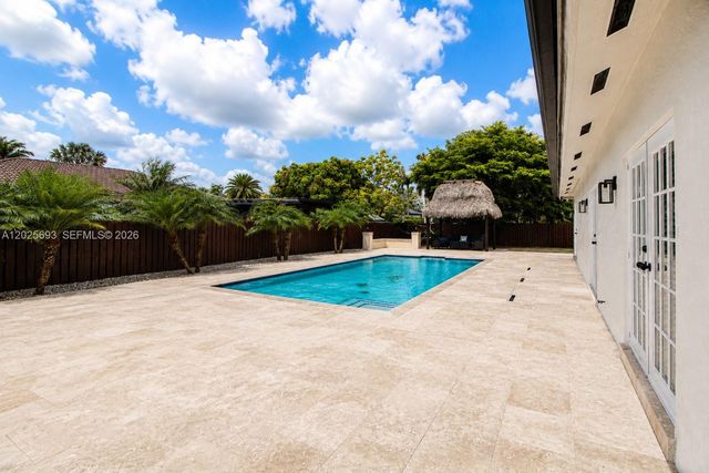 13282 SW 200th Ter, Miami, FL 33177