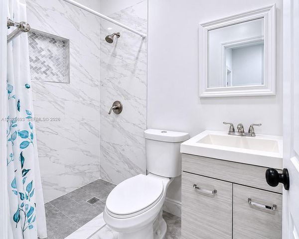 13282 SW 200th Ter, Miami, FL 33177