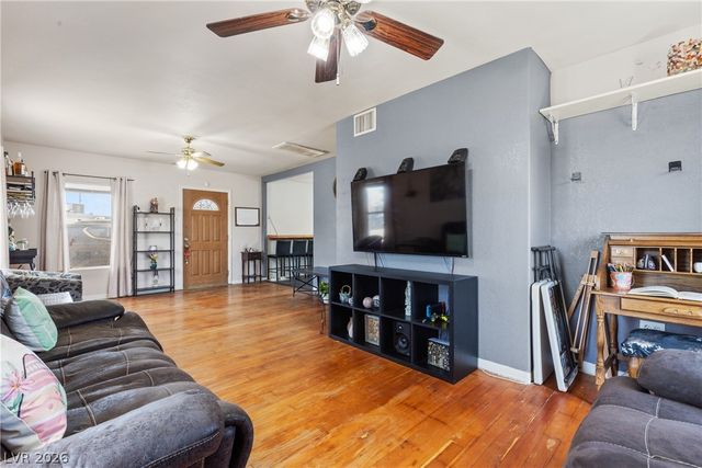 210 West Atlantic Avenue, Henderson, NV 89015