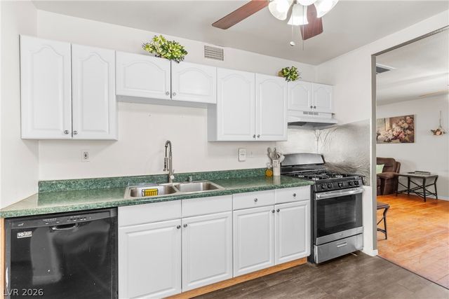 210 West Atlantic Avenue, Henderson, NV 89015