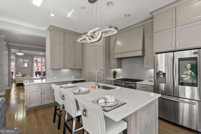 976 Memorial Walk SE, Atlanta, GA 30316