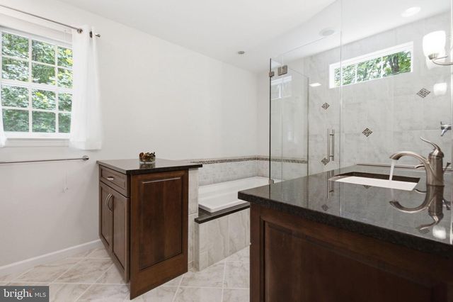 3 THERESA LN, Saylorsburg, PA 18353
