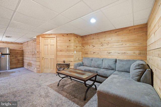 3 THERESA LN, Saylorsburg, PA 18353