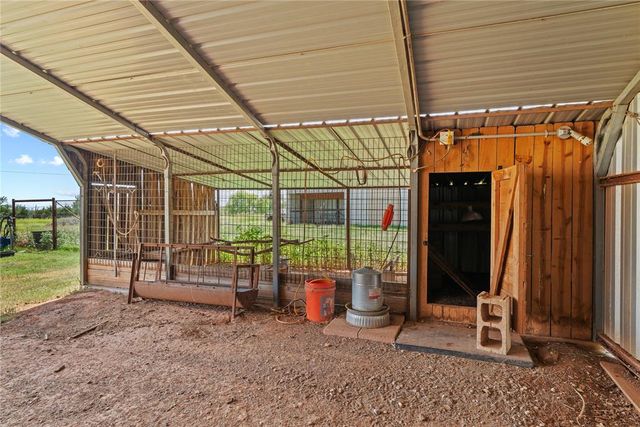 1760 County Road 1260, Tuttle, OK 73089