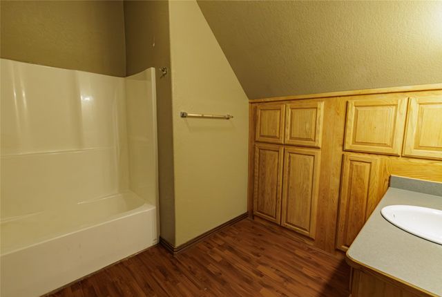 10906 Shady Oaks Drive, Runaway Bay, TX 76426