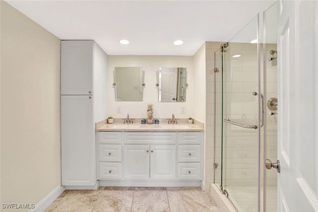 340 Horse Creek DR 207, Naples, FL 34110