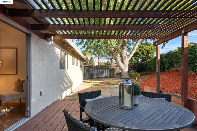 120 Montclair Pl, San Ramon, CA 94583