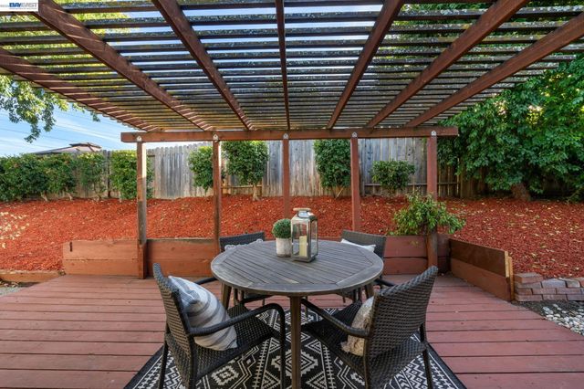 120 Montclair Pl, San Ramon, CA 94583