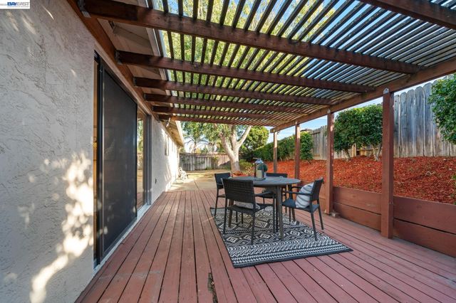 120 Montclair Pl, San Ramon, CA 94583