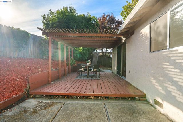 120 Montclair Pl, San Ramon, CA 94583