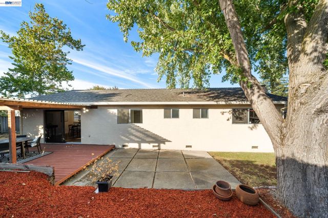 120 Montclair Pl, San Ramon, CA 94583