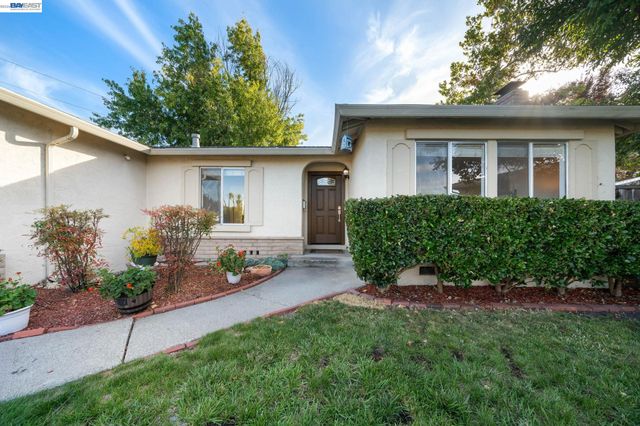 120 Montclair Pl, San Ramon, CA 94583