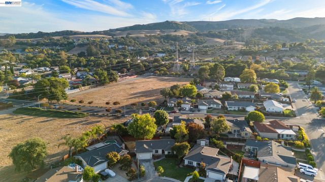 120 Montclair Pl, San Ramon, CA 94583