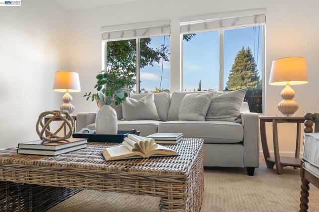 120 Montclair Pl, San Ramon, CA 94583