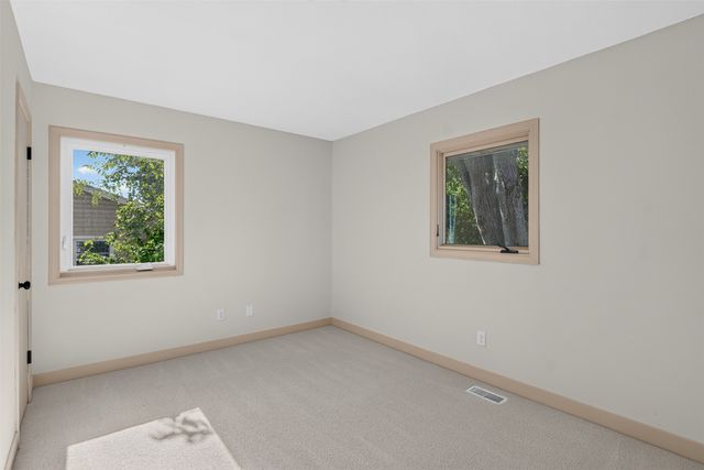 4656 Hyperion Drive, Norwalk, IA 50211