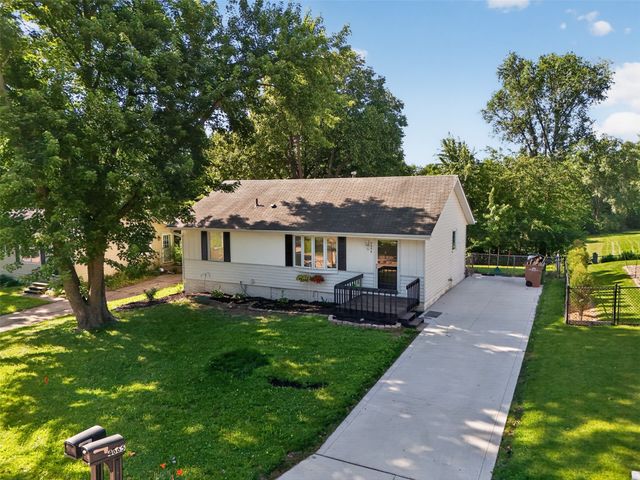 4656 Hyperion Drive, Norwalk, IA 50211