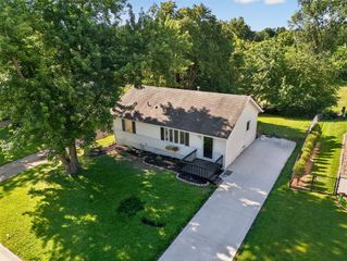 4656 Hyperion Drive, Norwalk, IA 50211