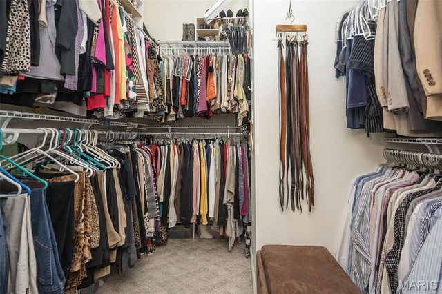 904 Chesterfield Villas Cir Circle, Chesterfield, MO 63017