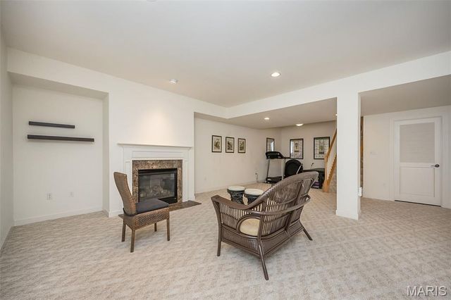 904 Chesterfield Villas Cir Circle, Chesterfield, MO 63017