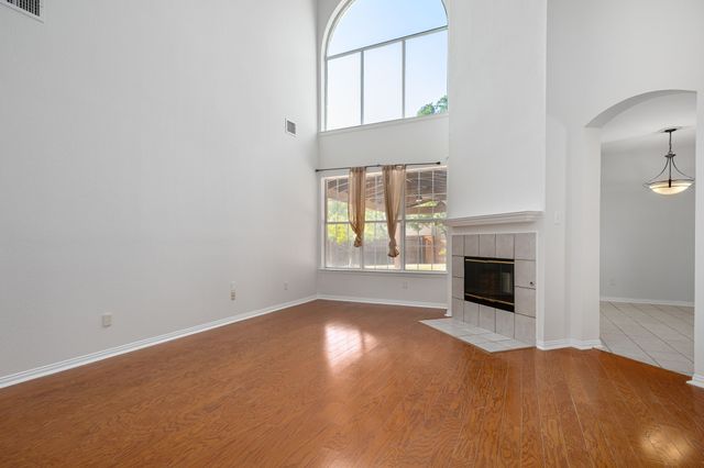 321 Andre Drive, Irving, TX 75063