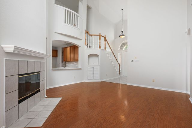 321 Andre Drive, Irving, TX 75063