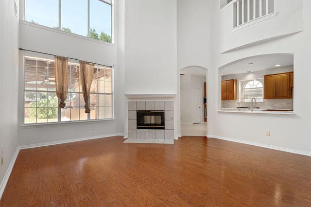 321 Andre Drive, Irving, TX 75063