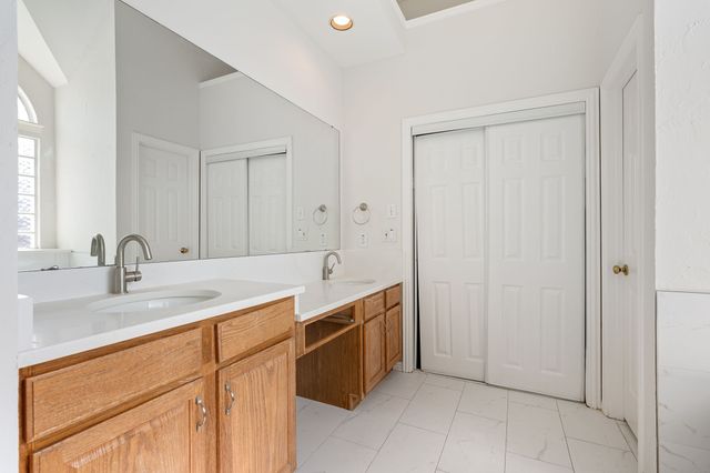 321 Andre Drive, Irving, TX 75063