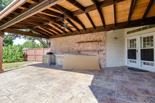 321 Andre Drive, Irving, TX 75063